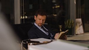 Почему и болит На английском 393-я на канале