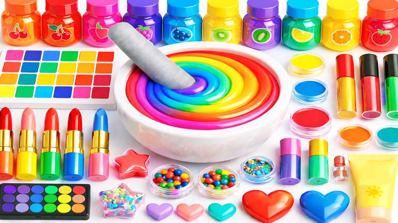 Мультики для детей. Яркий Слайм для девочек из яркой косметики. Смотреть онлайн мультики малышам смотреть онлайн