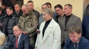 Юлию Тимошенко отпустили под залог в 770 тысяч долларов.