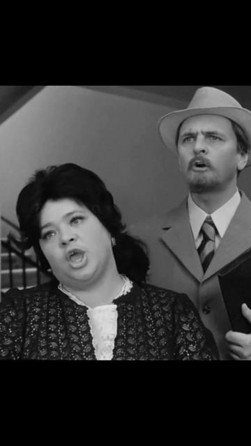 Вас уже выпустили из сумасшедшего дома? Иван Васильевич меняет профессию ( комедия)