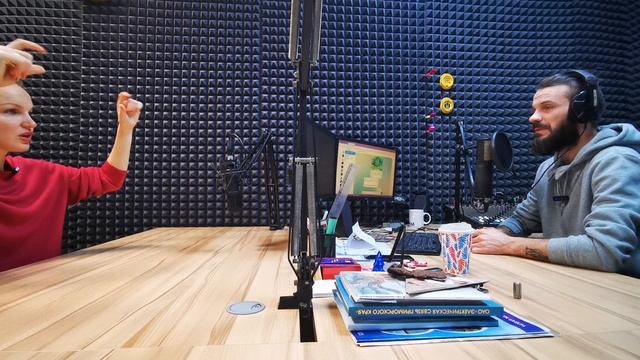 Шторы в дверном проёме. смотреть онлайн