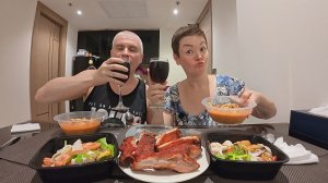 Мукбанг я в ШОКЕ, у Вована открылся ЖОР, ВСЁ смолотил ОДИН! ПИРУЕМ семейный ужин в Паттайе! Том ям