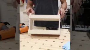 Шкафчик в мастерскую