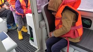 С детьми ищем китов