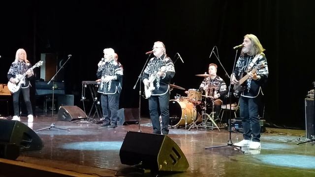 8-01-2026  ВИА  ДОБРЫ  МОЛОДЦЫ   МОСКВА  ФЦ РЮМИНОЙ  ЧАСТЬ-1 смотреть онлайн