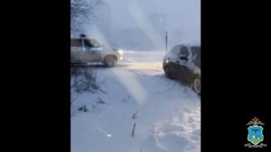 Белгородские полицейские пришли на помощь гражданам в условиях отключения электричества и снегопада