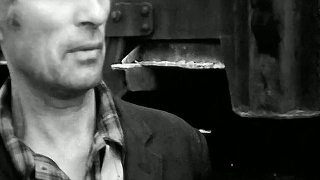 1979 год. Пыть-Ях. На станции беспорядок смотреть онлайн