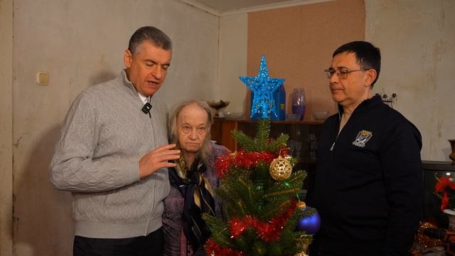 Они достойны тепла и заботы: Леонид Слуцкий дал старт акции помощи пожилым людям =ЛДПР помогает= смотреть онлайн