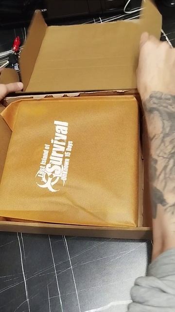 Подарок от разработчиков LIOS на 4 и 5 - летие игры контентмейкерам #lios #lastislandofsurvival смотреть онлайн