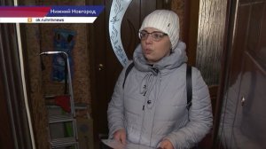 Щенок по имени Пальма, которого привязали к перилам и оставили на улице, ищет хозяев