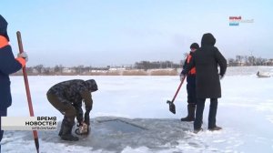 Испытание льдом: волгоградские спасатели рассказали как выбраться из полыньи