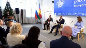 Вениамин Кондратьев наградил лучших сотрудников СМИ Краснодарского края