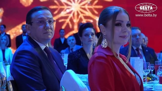 Лукашенко; Очень прошу мужиков внимательно отнестись к моей просьбе! (1080p_25fps_H264-128kbit_AAC) смотреть онлайн