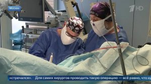 Хирурги достали осколок из мозга находившегося в сознании бойца ВС РФ.