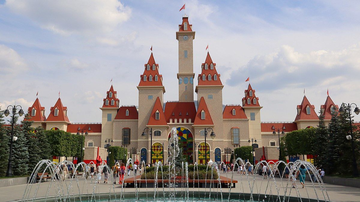 Остров мечты в Москве. смотреть онлайн