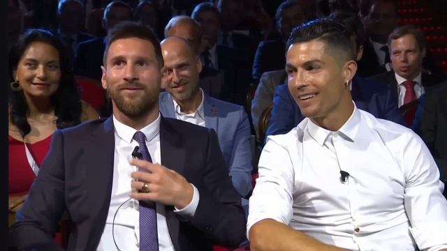 Я хочу поужинать с Месси!" Криштиану Роналду говорит о своём главном сопернике смотреть онлайн