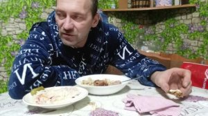 МУКБАНГ | НОЧНОЙ ЖОР | ПЛОВ, ДОМАШНИЕ КОТЛЕТЫ, КВАШЕННАЯ КАПУСТА | ТЕСТ....