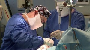 Врачи госпиталя им. Бурденко удалили осколок из мозга участника спецоперации.