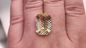 Цитрин октагон 12.44 ct. Бразилия + гемм. заключение