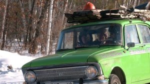 На «Москвиче» по России: туристы проехали 40 тысяч километров на машине советского производства