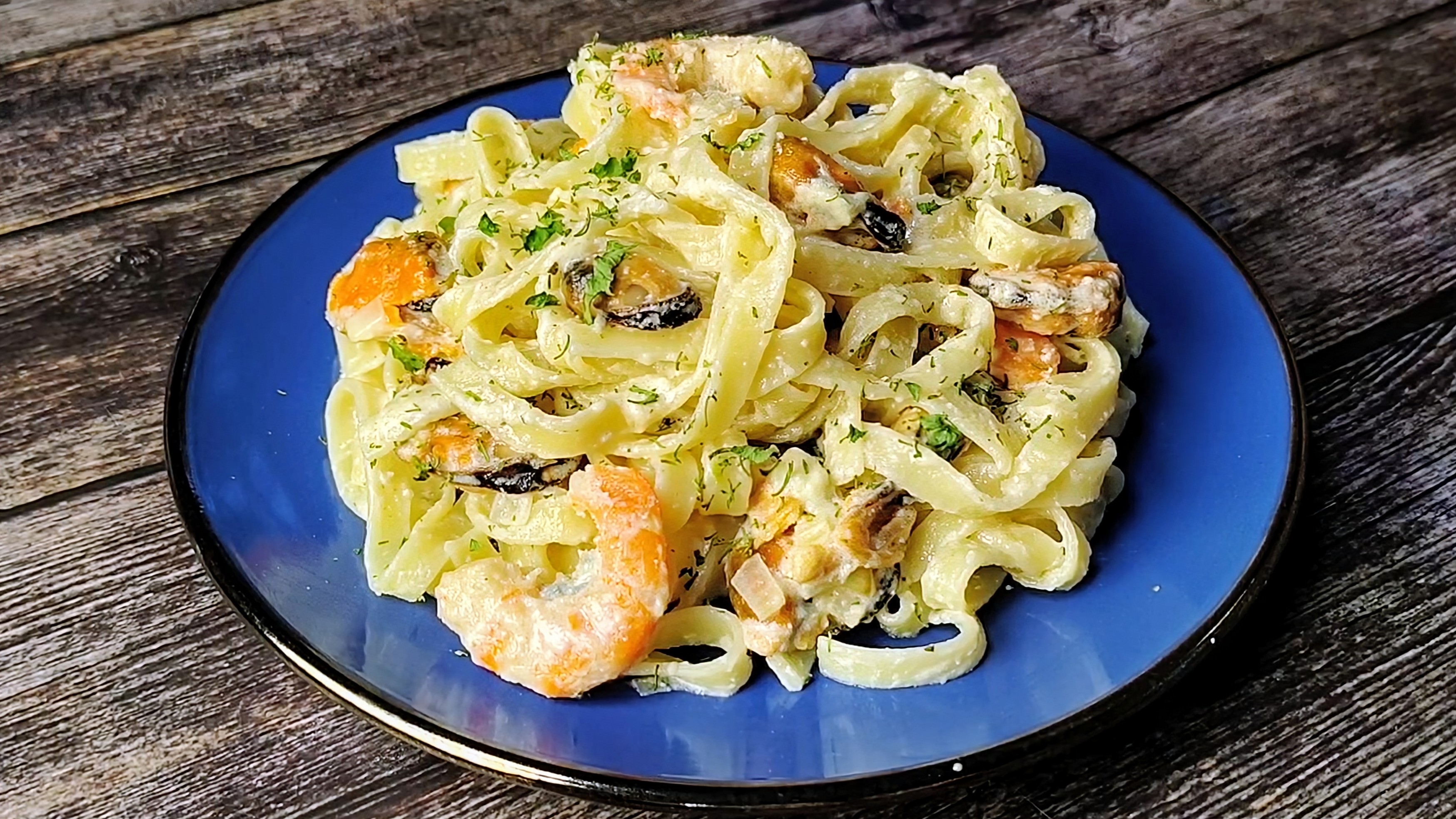 Что приготовить из мидии и креветки? Лёгкое, изумительно вкусное блюдо с пастой. смотреть онлайн