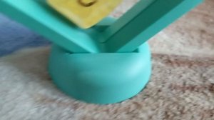 Показываю раскопки, про насекомых.