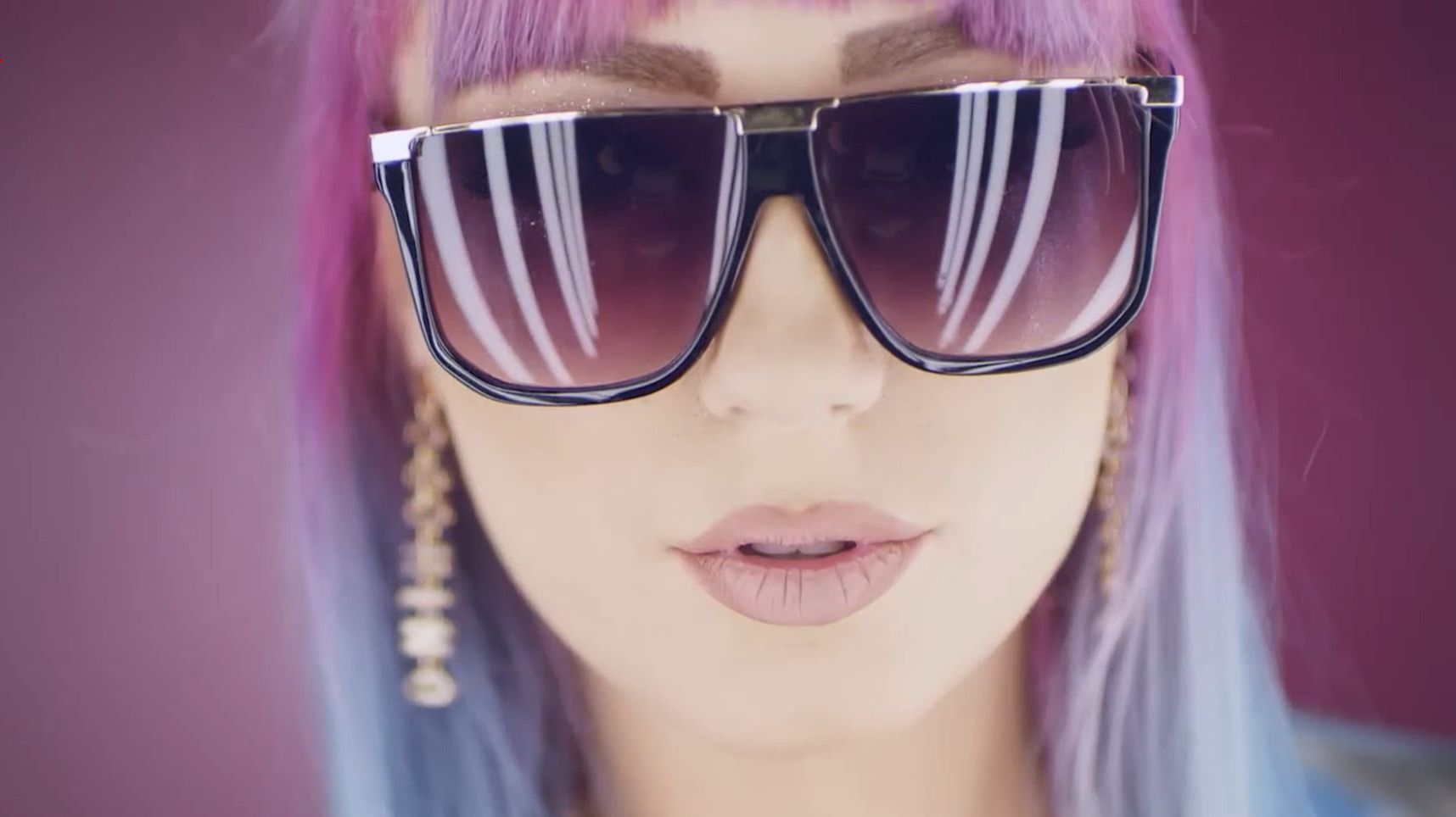 Galezard Project & Co - Keep Moving смотреть онлайн