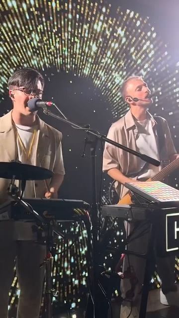 Кавер-группа - Немодные смотреть онлайн