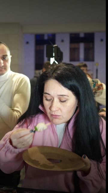 Шашлык — сочный, картошка фри — хрустит смотреть онлайн