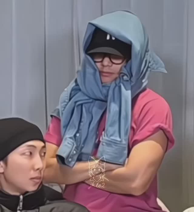 Тэхён в режиме  / МНЕ СКУЧНО / .Я ТВОРЮ.... смотреть онлайн