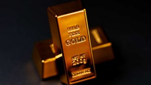 Мошенники выманили у столичной пенсионерки все сбережения и два слитка золота