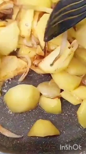 Жаркое из картофеля и печени на сковороде🥘 смотреть онлайн