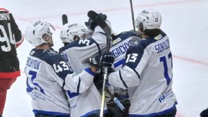 Шайба 17-летнего Пугачева принесла победу "Торпедо" в игре со "Спартаком"