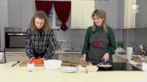 Наша кухня. Готовим курицу с кускус и легкий салат