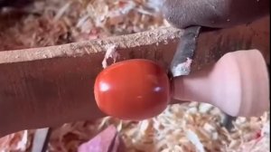 Удивительные навыки резьбы по дереву уличных мастеров.