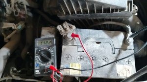 Как проверить рабочий или нет Генератор у автомобиля.