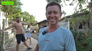 Филиппинка на русском. Стройка у друга.