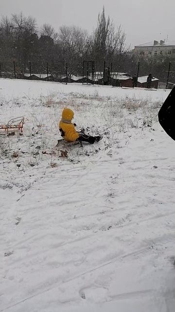 На стадионе.