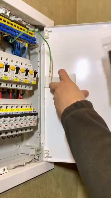 Хорошее заземление😂 смотреть онлайн