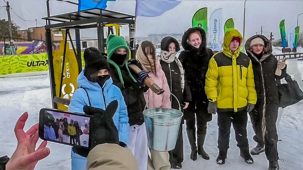 В Волжском прошла благотворительная экоакция смотреть онлайн