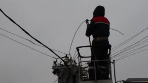 Электроснабжение восстанавливают в Ейском районе Кубани