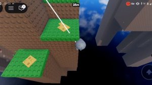 играю в паучки в роблоксе!