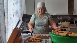 блинов вышло 2600 кг/на улице минус 48 и сегодня занималась сырниками