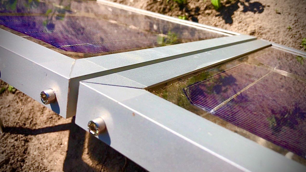 [Natalex] Мощная 5 вольтная солнечная панель. Заряжаем одновременно 3 повербанка. Тест №9... смотреть онлайн