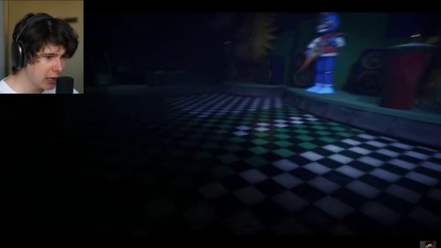 а шифтовать сидя?СУУУКААА! смотреть онлайн