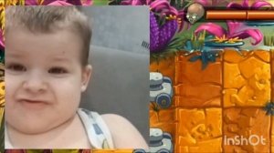 Славик смешит при прохождении игры зомби против растений. Ржака