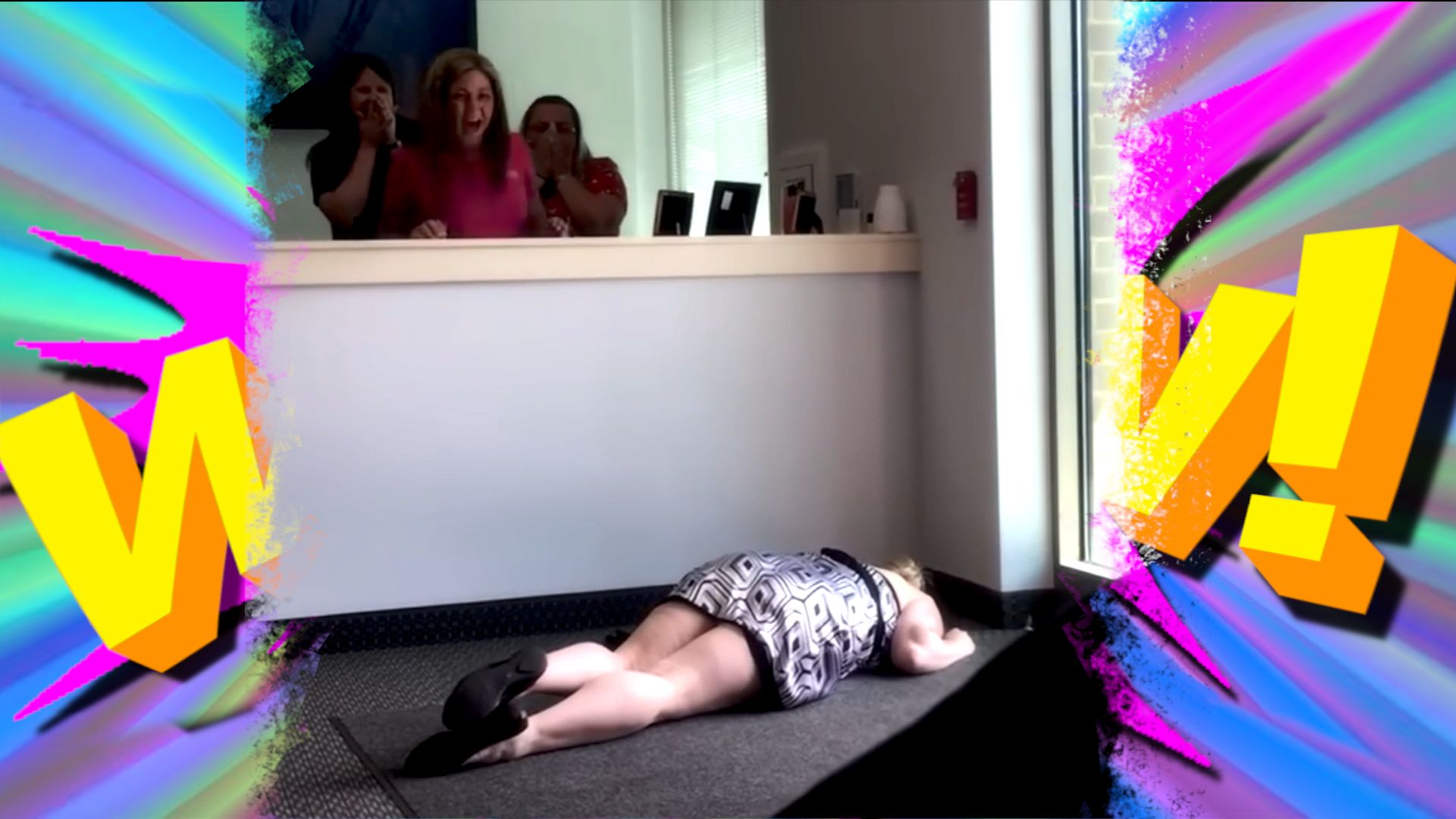 СМЕШНЫЕ ВИДЕО: ПРИКОЛЫ, КОТОРЫЕ СДЕЛАЮТ ВАШ ДЕНЬ смотреть онлайн