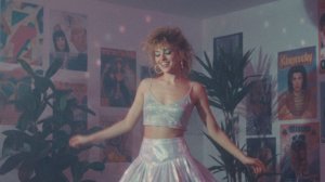 [LOFI 4 HOURS] // Уютная музыка для фона, теплый вайб танцев под диско-шаром