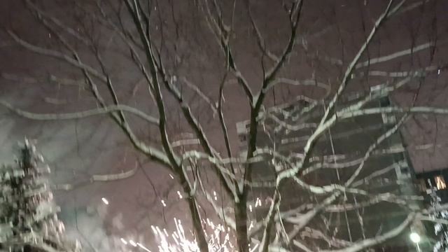 новогодний салют смотреть онлайн