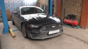 Замена заднего маленького поперечного рычага на Ford Mustang 2,3 Форд Мустанг 2022 года